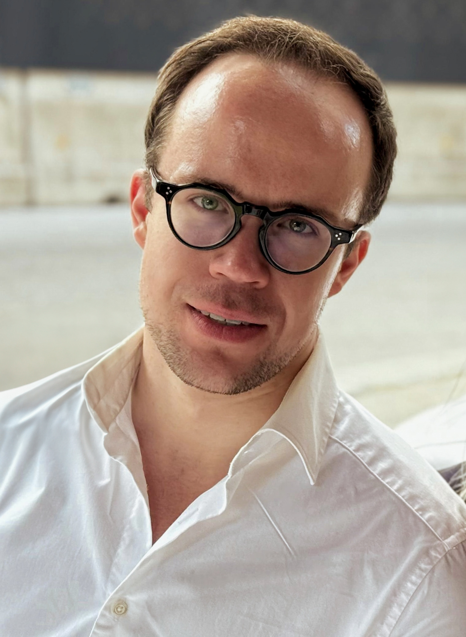 Dr. Florian Eisold